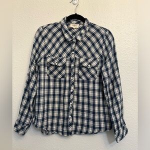 Everly Soft Gauze Plaid Button Down Shirt size large